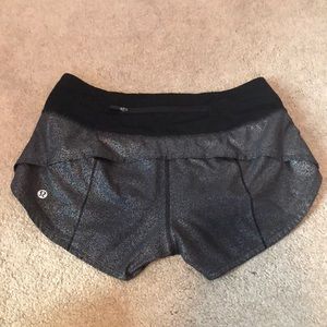 Lululemon hotty hot shorts size 2